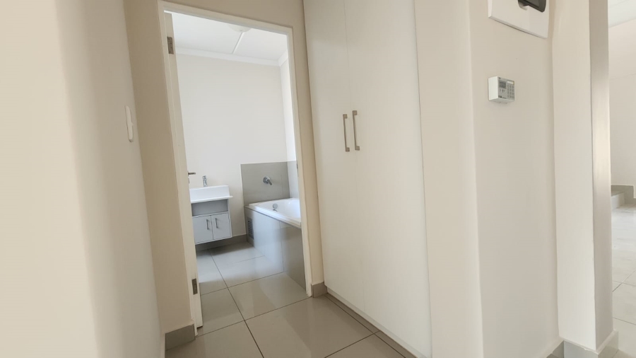 2 Bedroom Property for Sale in Langeberg Heights Western Cape